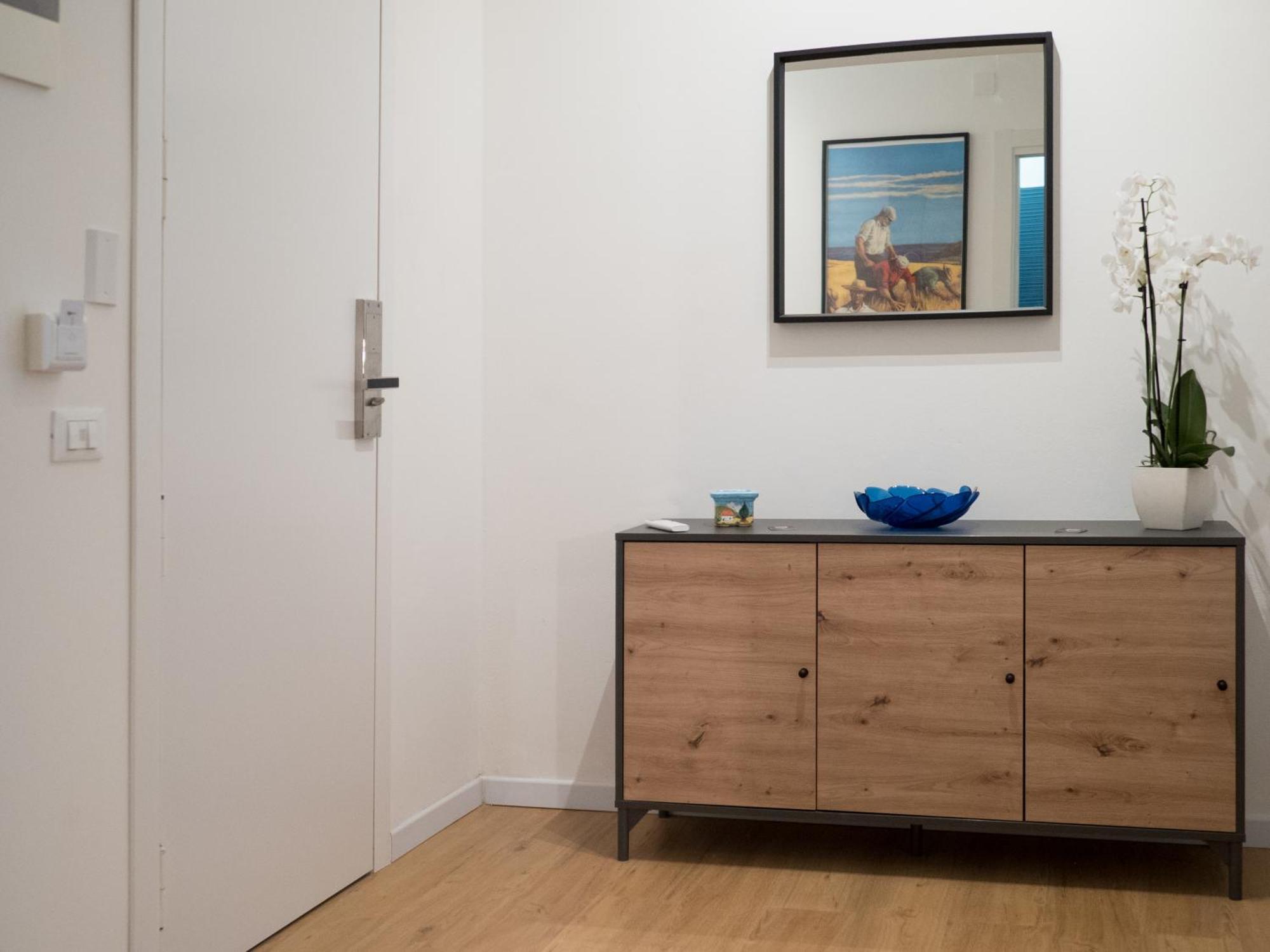 Paterna Central Apartment Палермо Екстериор снимка